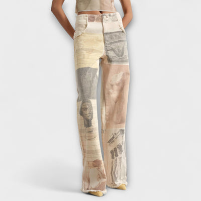 Rhea – Printed Wide-Leg Jeans with a Vintage Touch