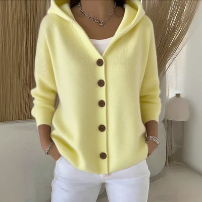 Women’s cardigan – your comfortable confidence
