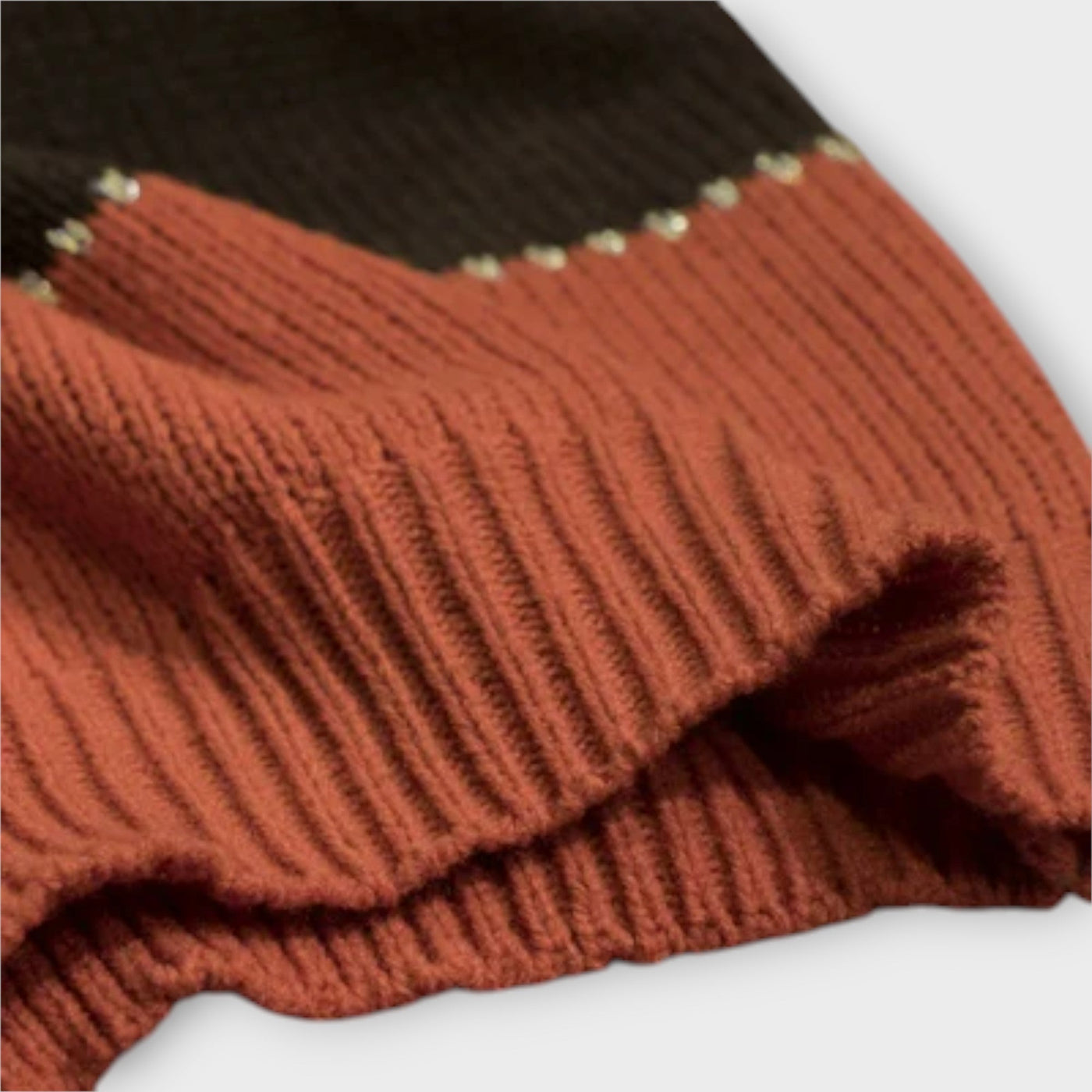 Elisa - Casual and Comfortable Sweater