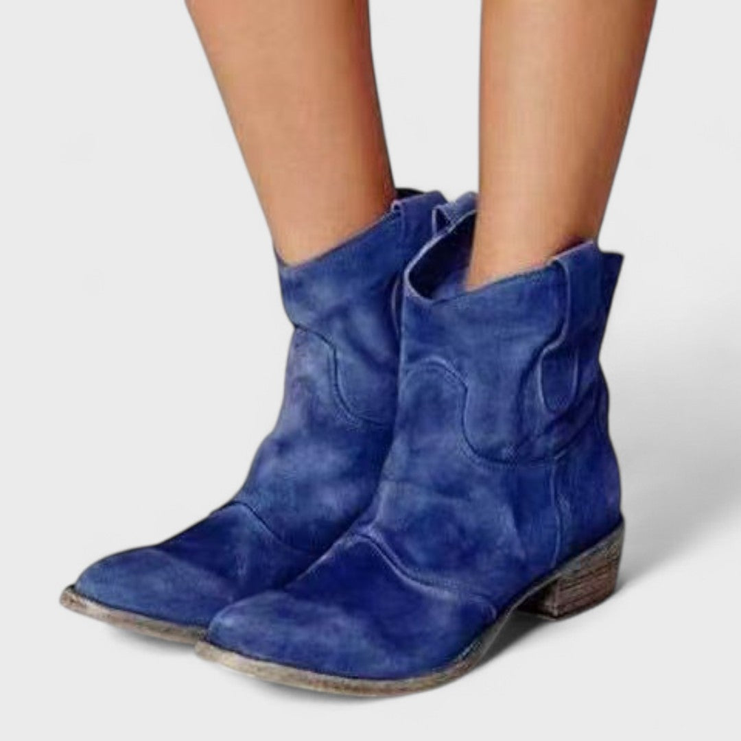 Carlotta - Timeless Ankle Boots