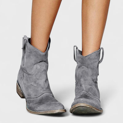 Carlotta - Timeless Ankle Boots