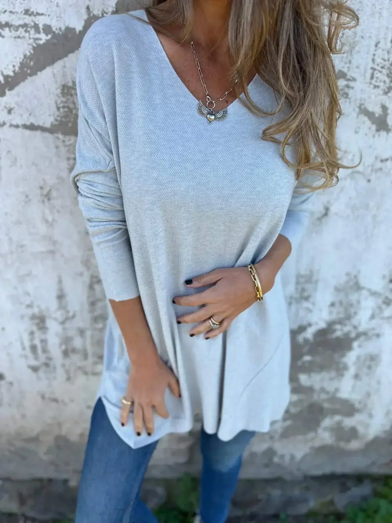 Leona™ | Relaxed V-Neck Knit Tunic