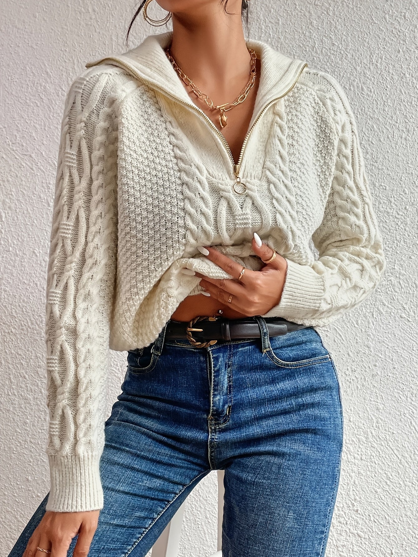 Harlow – Zip-Up Cable Sweater