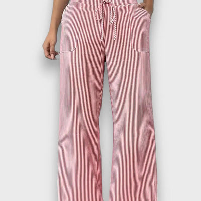 Karina – Trousers with thin stripes