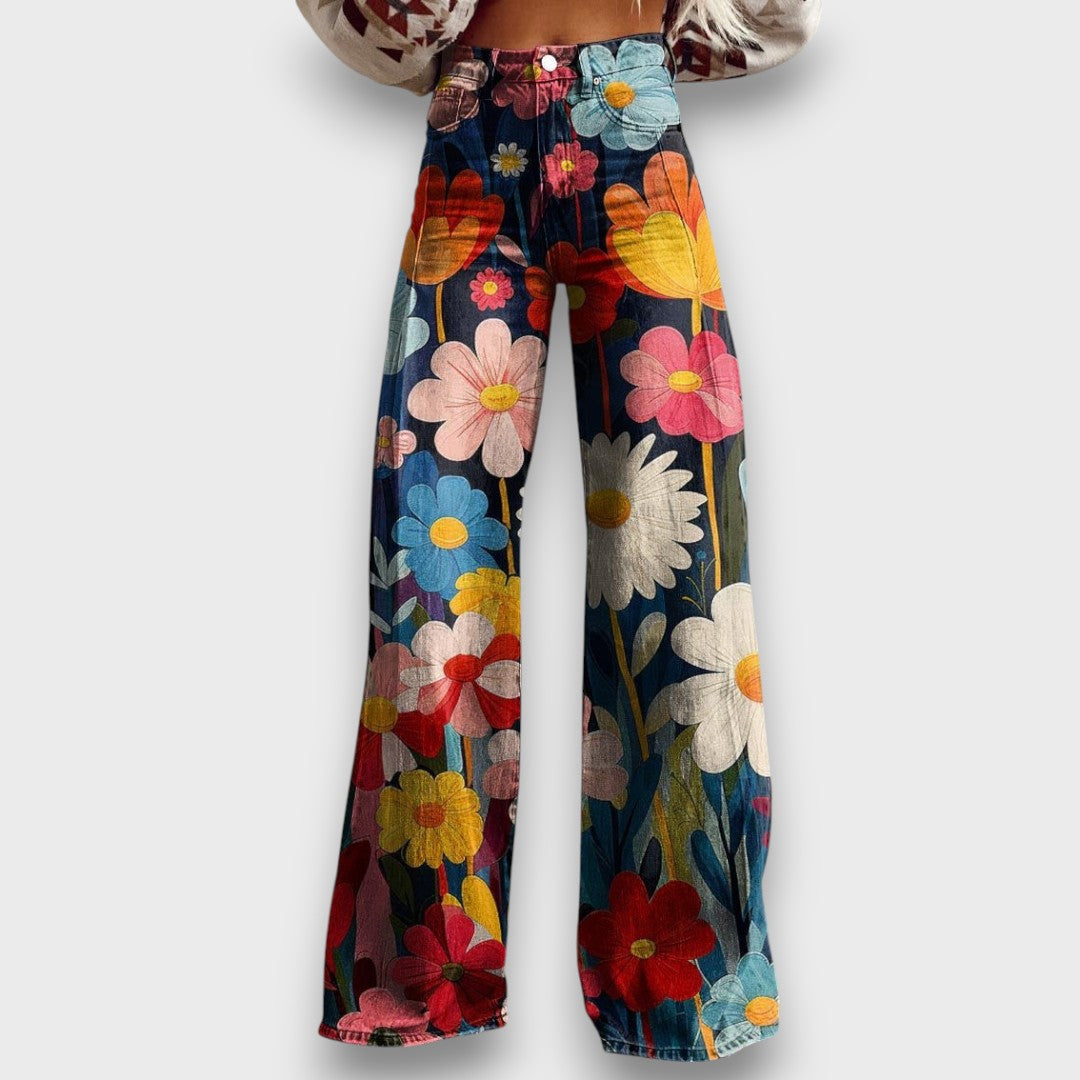 Talira – Wide-leg trousers with a floral soul