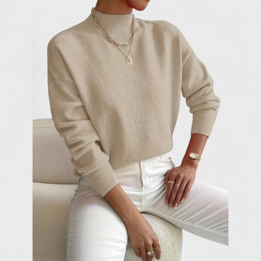 Marta - Elegant and comfortable turtleneck
