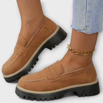 Alisa - elegant and versatile